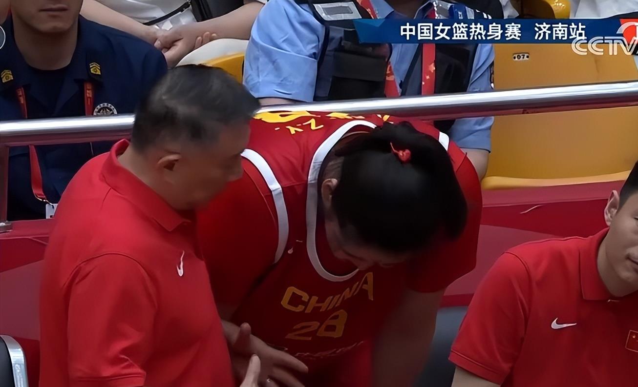 热身赛中国女篮狂胜波黑队收获两连胜(中国女篮取得热身赛两连胜)