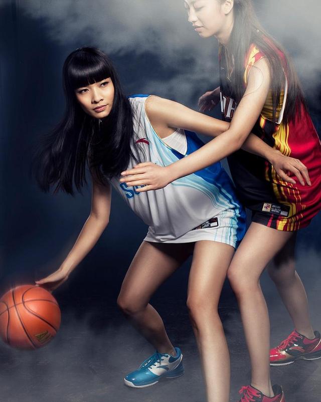 太强了！张子宇打脸日本主帅中日二番战女篮攻防俱佳(张子宇在日本女篮冲突中的表现)