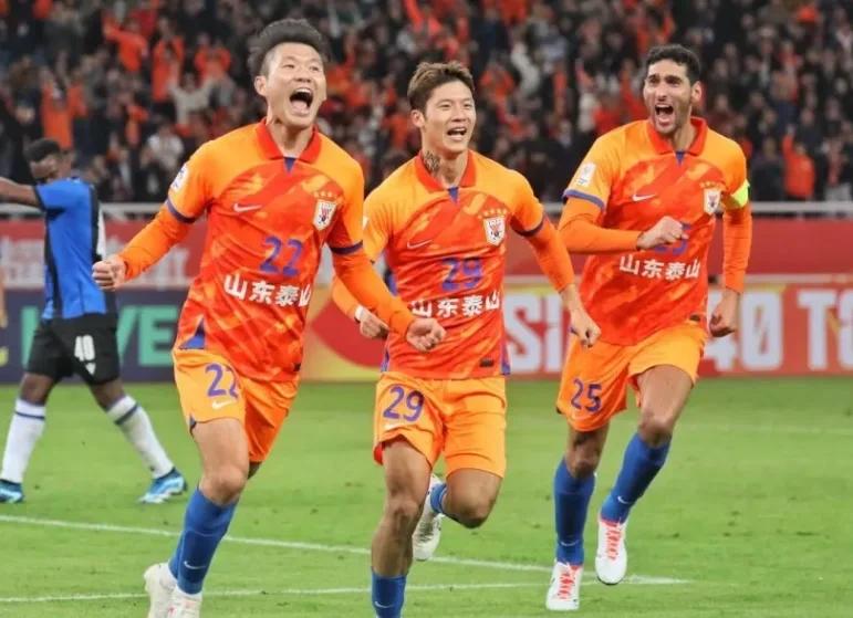 亚冠小组赛：山东泰山3-1力克仁川联，克雷桑梅开二度闪耀全场的简单介绍